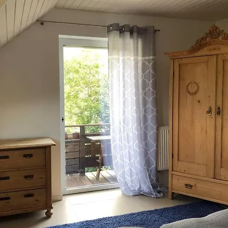 Apartmán Traumhafte Lage Und Fantastischer Ausblick! Atemberaubendes Dach-studio. *
